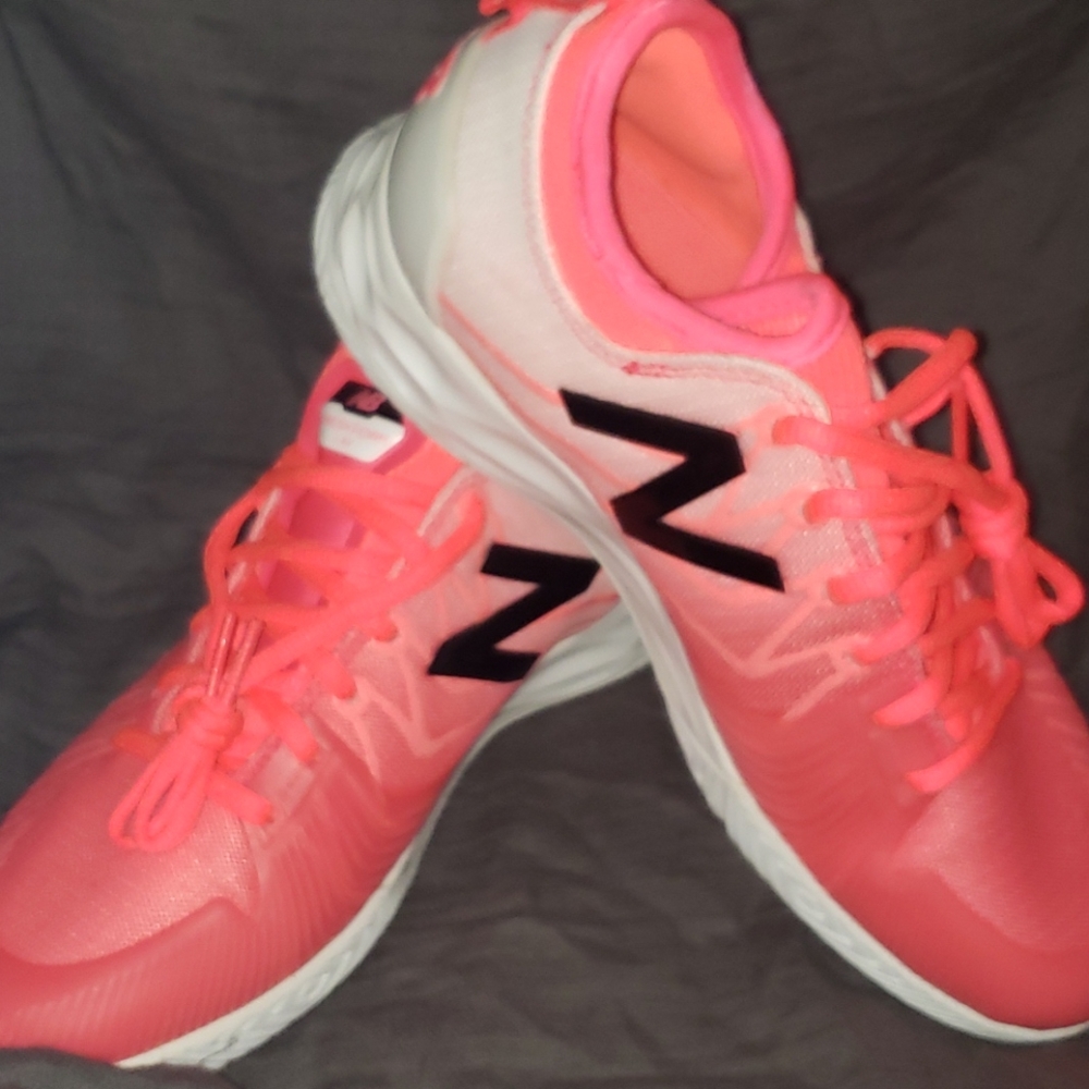 New Balance Fresh Foam Lav Womens size 8